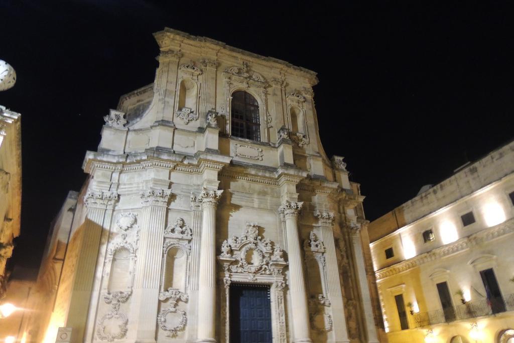 Barocco.Oberdan Bed & Breakfast Lecce Exterior photo